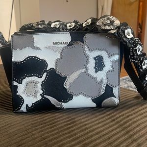 Michael Kors Floral cross body bag